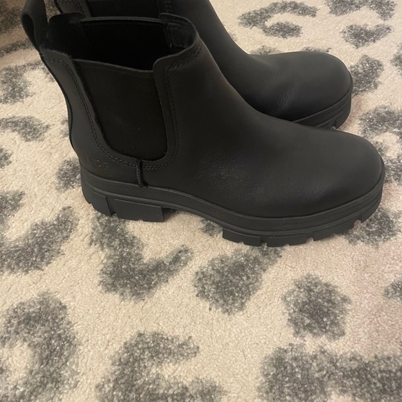 UGG Shoes - Ugg Ashton Black Boots